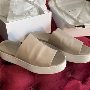 Vince platform slides